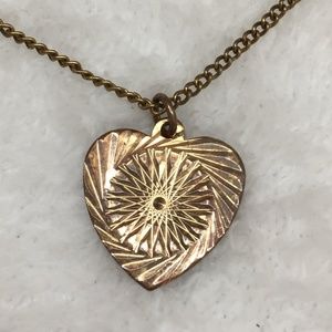 VINTAGE HEART CHAIN